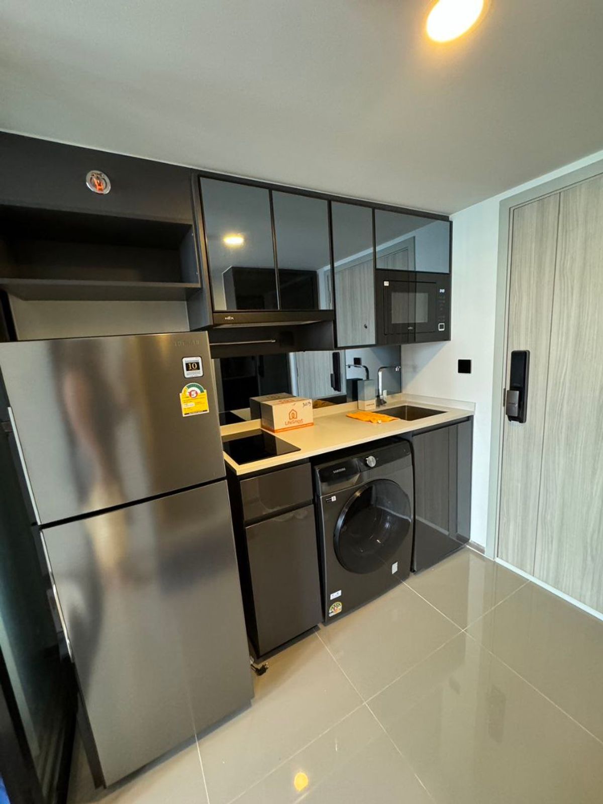 For RentCondoSiam Paragon ,Chulalongkorn,Samyan : Park Origin Chula Samyan【𝐑𝐄𝐍𝐓】🔥 1L bedroom, minimalist style, 2 floors, size 34 sq m.🔥 Contact Line ID: @hacondo