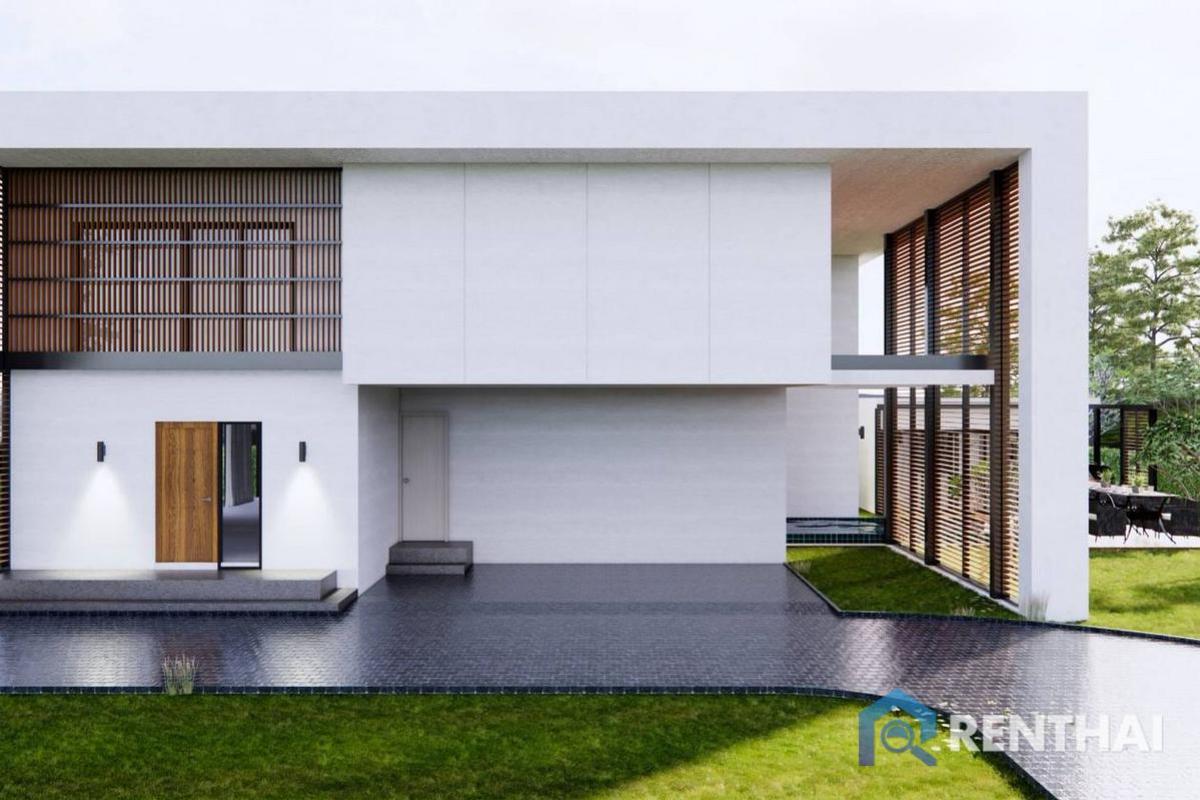 For SaleHousePattaya, Bangsaen, Chonburi : Modern private pool villa at Beachfront