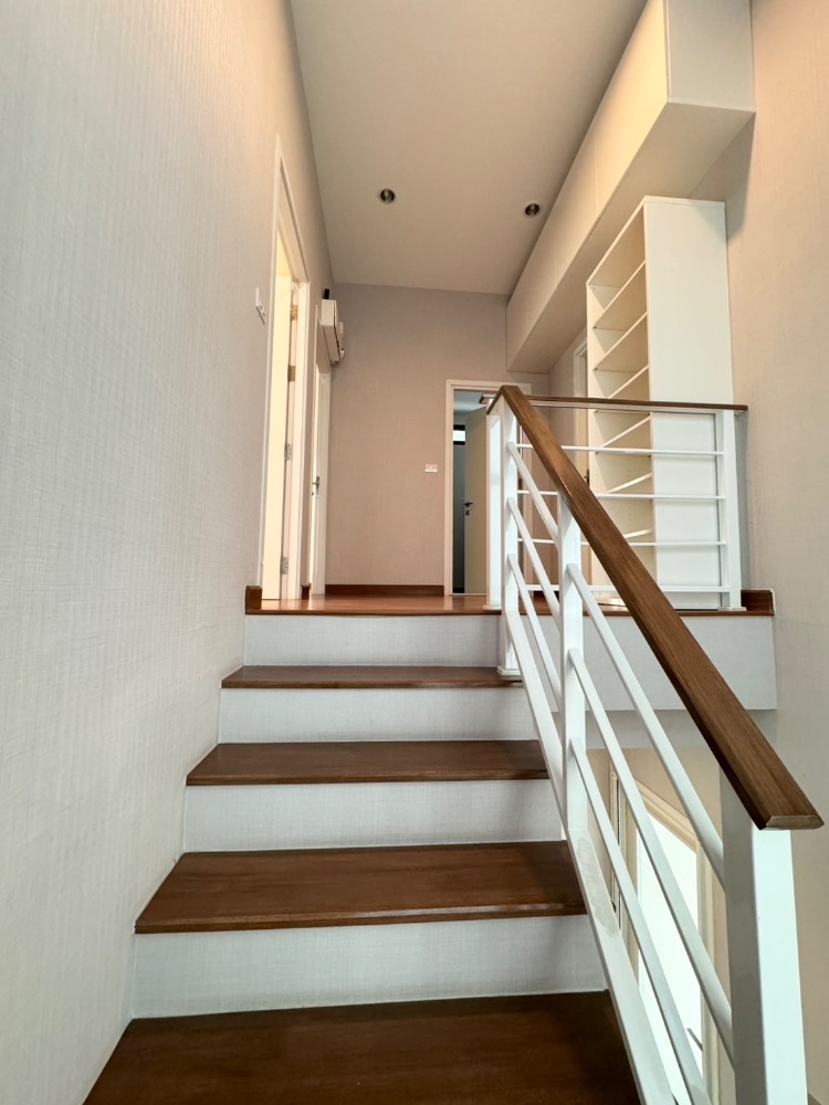 For SaleHouseLadkrabang, Suwannaphum Airport : P-2621 Urgent sale! Twin house, Pruksa WE/2 On Nut Rama 9, corner house, best price in the project, near Airport Link