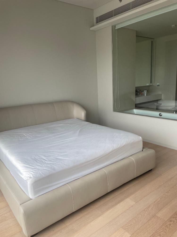 For SaleCondoSukhumvit, Asoke, Thonglor : Super Luxury condo in heart of Thonglor, well-decorated, amazing view, good maintain building ✨Tela Thonglor✨ 2 beds, 2 baths, Near BTS Thonglor, High floor, Non-blocking view, Tel.0982645161