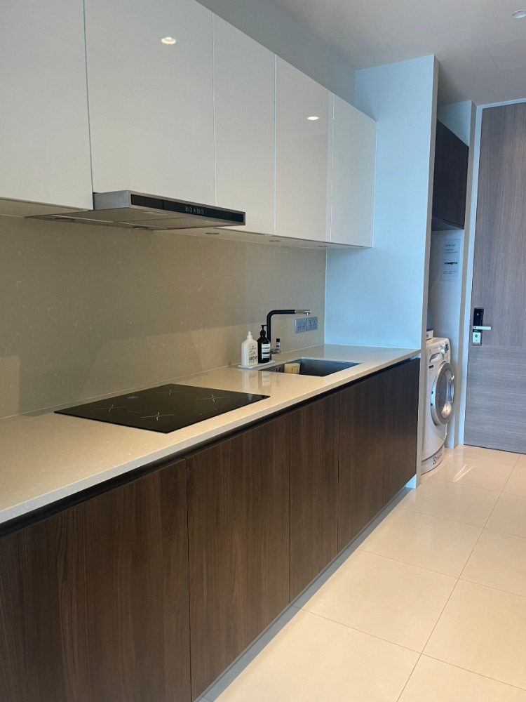 For SaleCondoSukhumvit, Asoke, Thonglor : Super Luxury condo in heart of Thonglor, well-decorated, amazing view, good maintain building ✨Tela Thonglor✨ 2 beds, 2 baths, Near BTS Thonglor, High floor, Non-blocking view, Tel.0982645161