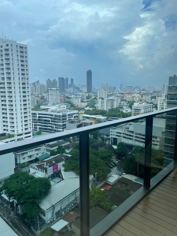 For SaleCondoSukhumvit, Asoke, Thonglor : Super Luxury condo in heart of Thonglor, well-decorated, amazing view, good maintain building ✨Tela Thonglor✨ 2 beds, 2 baths, Near BTS Thonglor, High floor, Non-blocking view, Tel.0982645161