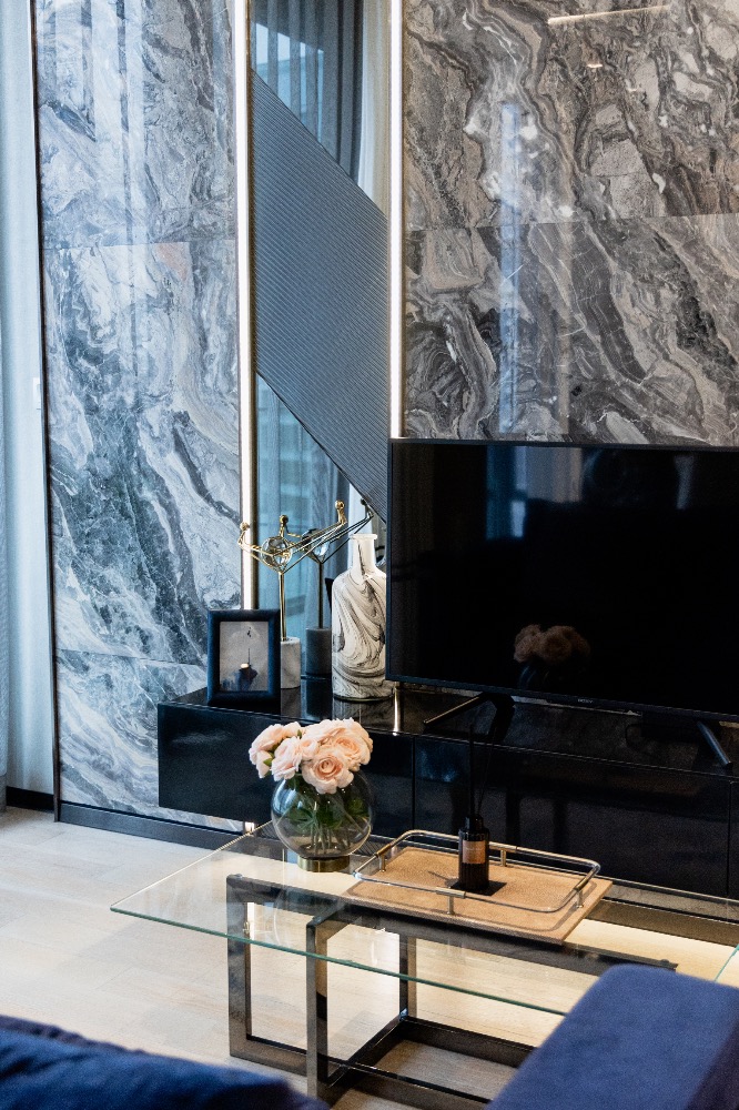 For SaleCondoSilom, Saladaeng, Bangrak : 🔥🔥 𝙁𝙊𝙍 𝙎𝘼𝙇𝙀 🔥🔥: 𝐅𝐮𝐥𝐥𝐲 𝐅𝐮𝐫𝐧𝐢𝐬𝐡𝐞𝐝 𝟏𝐁𝐞𝐝, 𝟏𝟎.𝟑𝟖𝐌𝐁, 𝟒𝟗.𝟗𝟗𝐬𝐪.𝐦. 𝐀𝐬𝐡𝐭𝐨𝐧 𝐒𝐢𝐥𝐨𝐦 Contact Khun Nat 𝟎𝟗𝟓𝟗𝟒𝟏𝟓𝟗𝟗𝟗