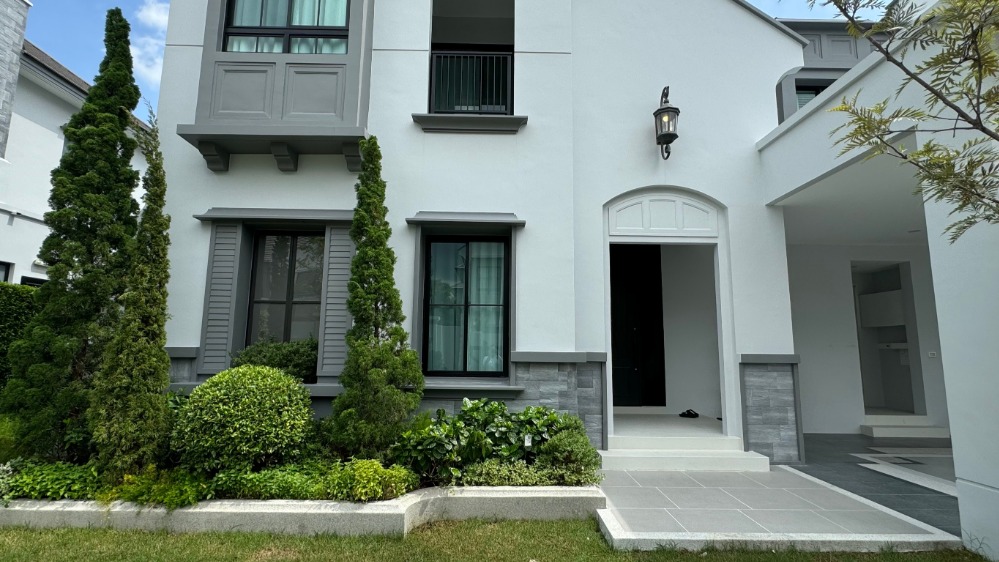 For RentHousePattanakan, Srinakarin : Nantawan rama9 -new krungthep kreetha for rent