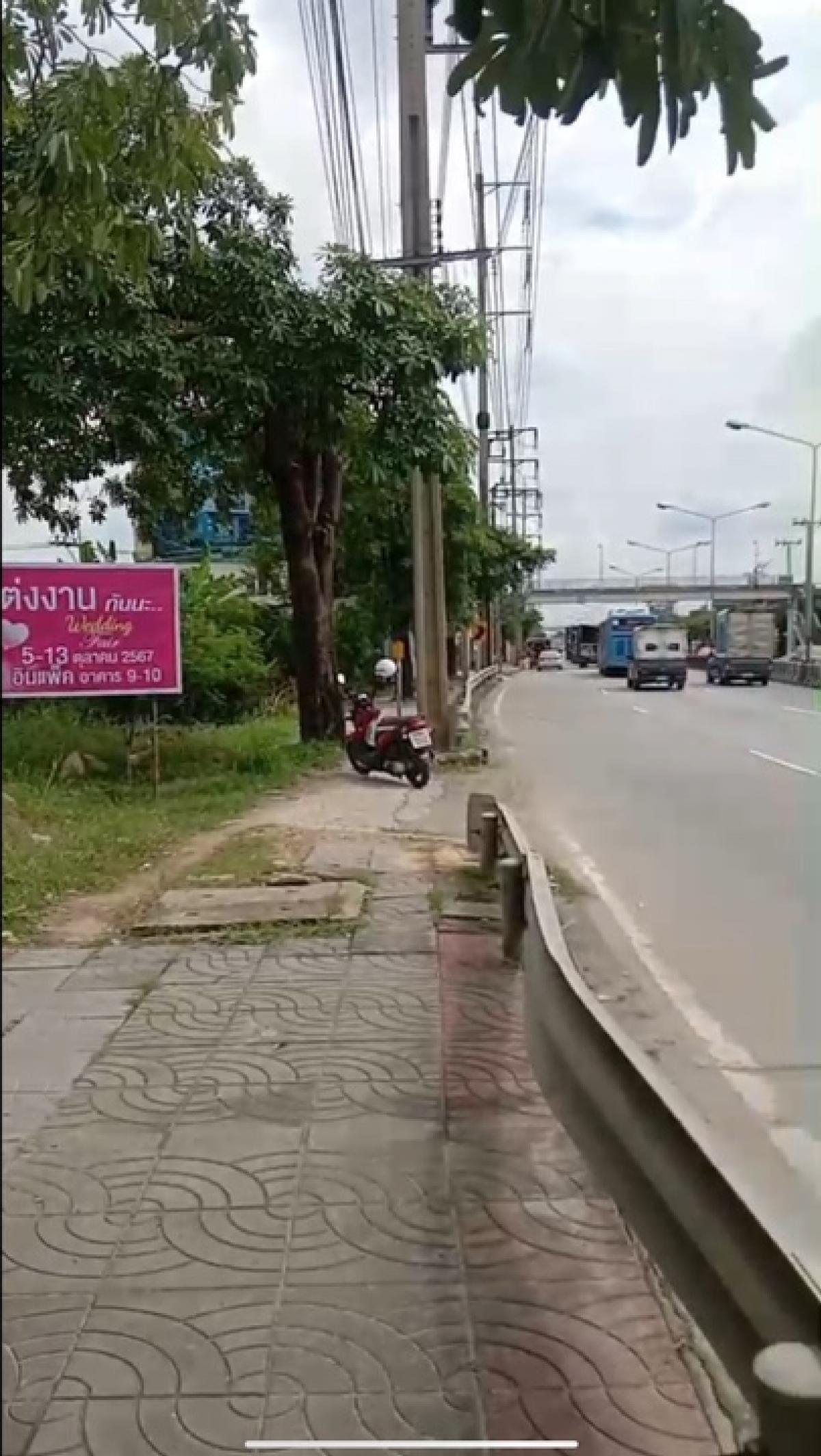For SaleLandMin Buri, Romklao : Land for sale on Rom Klao Road, near Rom Klao Soi 5