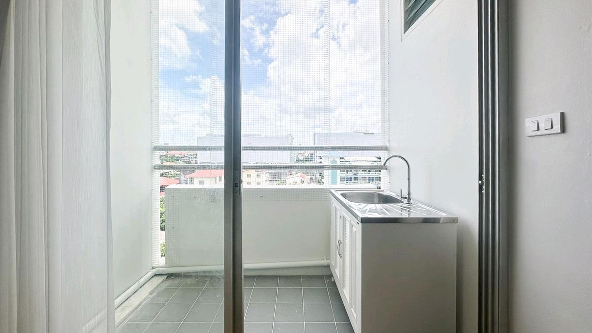 For SaleCondoPattanakan, Srinakarin : Very big room, special price‼️Good location, on Pattanakarn Road, beautifully decorated 