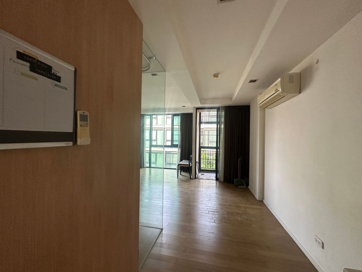 For SaleCondoOnnut, Udomsuk : Condo for sale: Abstracts Sukhumvit 66/1, 1 bedroom, 46 square meters, 4th floor