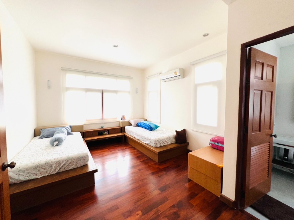 ให้เช่าบ้านเลียบทางด่วนรามอินทรา : ให้เช่าบ้าน สิริ ทาวารา วิลเลจ Siritawara Village ลาดพร้าว