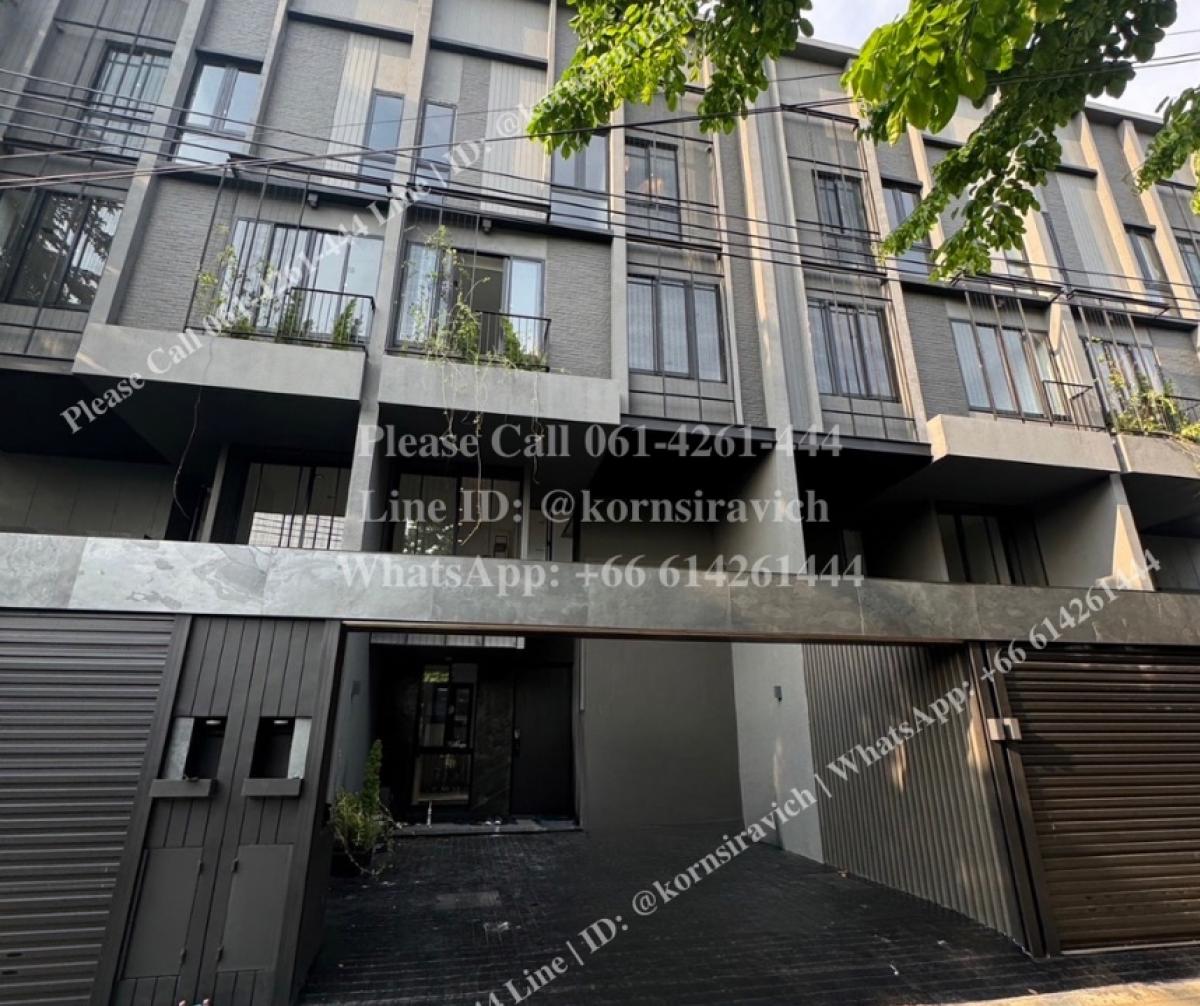 ให้เช่าโฮมออฟฟิศรัชดา ห้วยขวาง : ปล่อยเช่า Modern Luxury Home Office รัชดาภิเษก, MRT สุทธิสาร 800 เมตร, พร้อมที่จอดรถ 2 คัน ตอบโจทย์ ออฟฟิศ, สตูดิโอ, ไลฟ์สด, สินค้าออนไลน์, ทัวร์ ท่องเที่ยว, ค้าขาย ระหว่างประเทศ และโลจิสติกส์