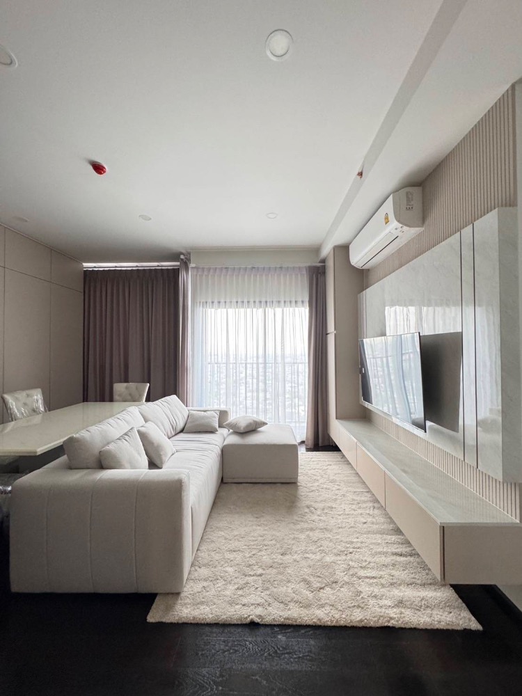ให้เช่าคอนโดสุขุมวิท อโศก ทองหล่อ : For Rent Park origin Thonglor Price 72,000 Baht/month