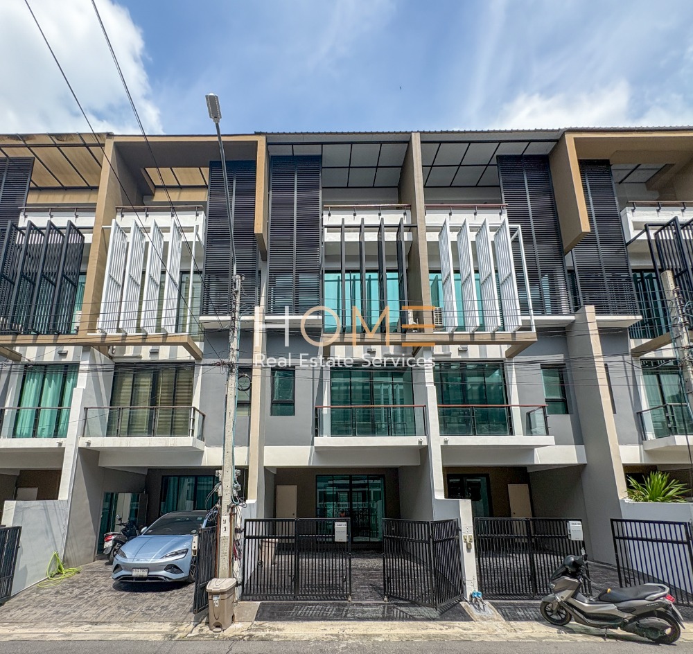 ขายทาวน์โฮมอ่อนนุช อุดมสุข : เบล็ส ทาวน์ สุขุมวิท 50 / 3 ห้องนอน (ขายพร้อมผู้เช่า), Bless Town Sukhumvit 50 / 3 Bedrooms (SALE WITH TENANT) PALM829