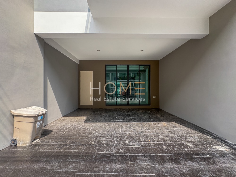 ขายทาวน์โฮมอ่อนนุช อุดมสุข : เบล็ส ทาวน์ สุขุมวิท 50 / 3 ห้องนอน (ขายพร้อมผู้เช่า), Bless Town Sukhumvit 50 / 3 Bedrooms (SALE WITH TENANT) PALM829