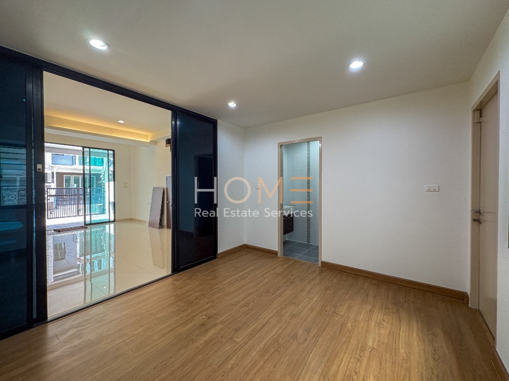 ขายทาวน์โฮมอ่อนนุช อุดมสุข : เบล็ส ทาวน์ สุขุมวิท 50 / 3 ห้องนอน (ขายพร้อมผู้เช่า), Bless Town Sukhumvit 50 / 3 Bedrooms (SALE WITH TENANT) PALM829