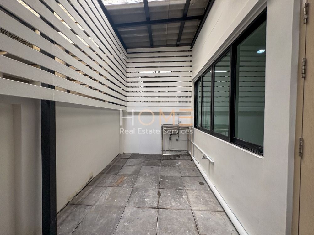 ขายทาวน์โฮมอ่อนนุช อุดมสุข : เบล็ส ทาวน์ สุขุมวิท 50 / 3 ห้องนอน (ขายพร้อมผู้เช่า), Bless Town Sukhumvit 50 / 3 Bedrooms (SALE WITH TENANT) PALM829