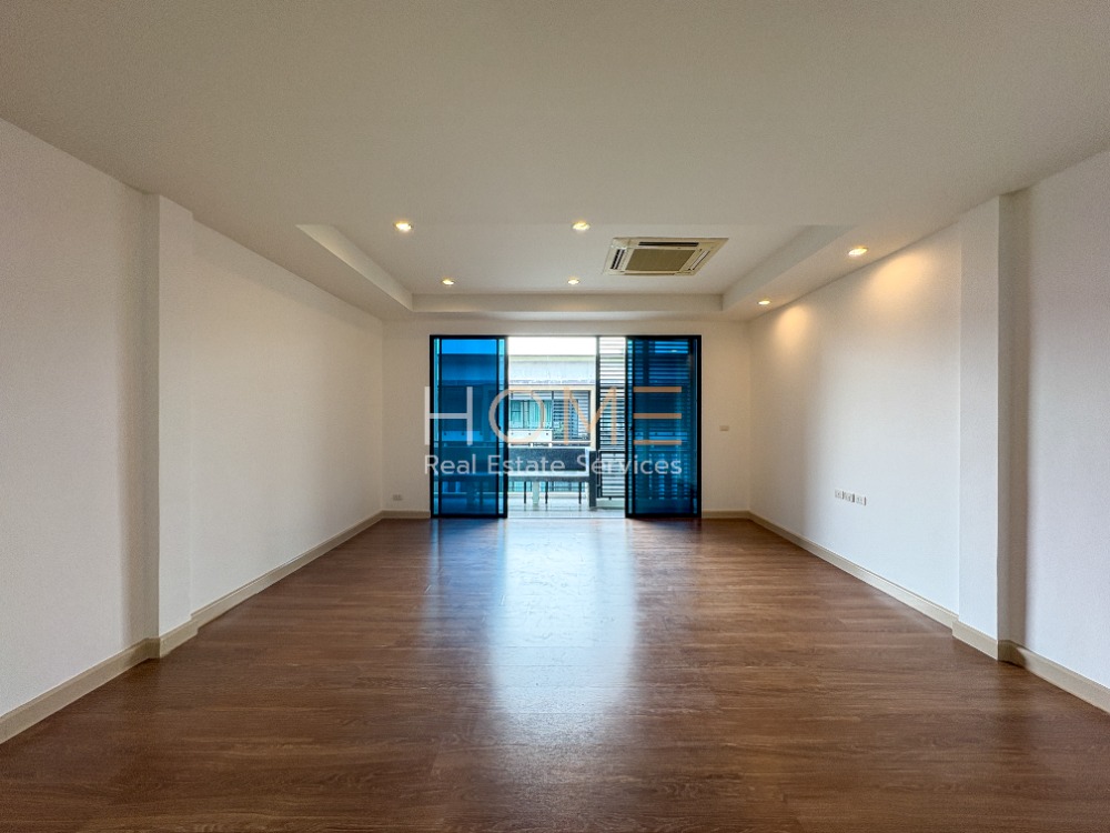 ขายทาวน์โฮมอ่อนนุช อุดมสุข : เบล็ส ทาวน์ สุขุมวิท 50 / 3 ห้องนอน (ขายพร้อมผู้เช่า), Bless Town Sukhumvit 50 / 3 Bedrooms (SALE WITH TENANT) PALM829