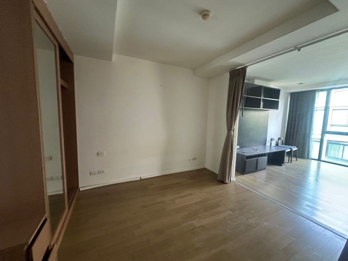 For SaleCondoOnnut, Udomsuk : Condo for sale: Abstracts Sukhumvit 66/1, 1 bedroom, 46 square meters, 4th floor