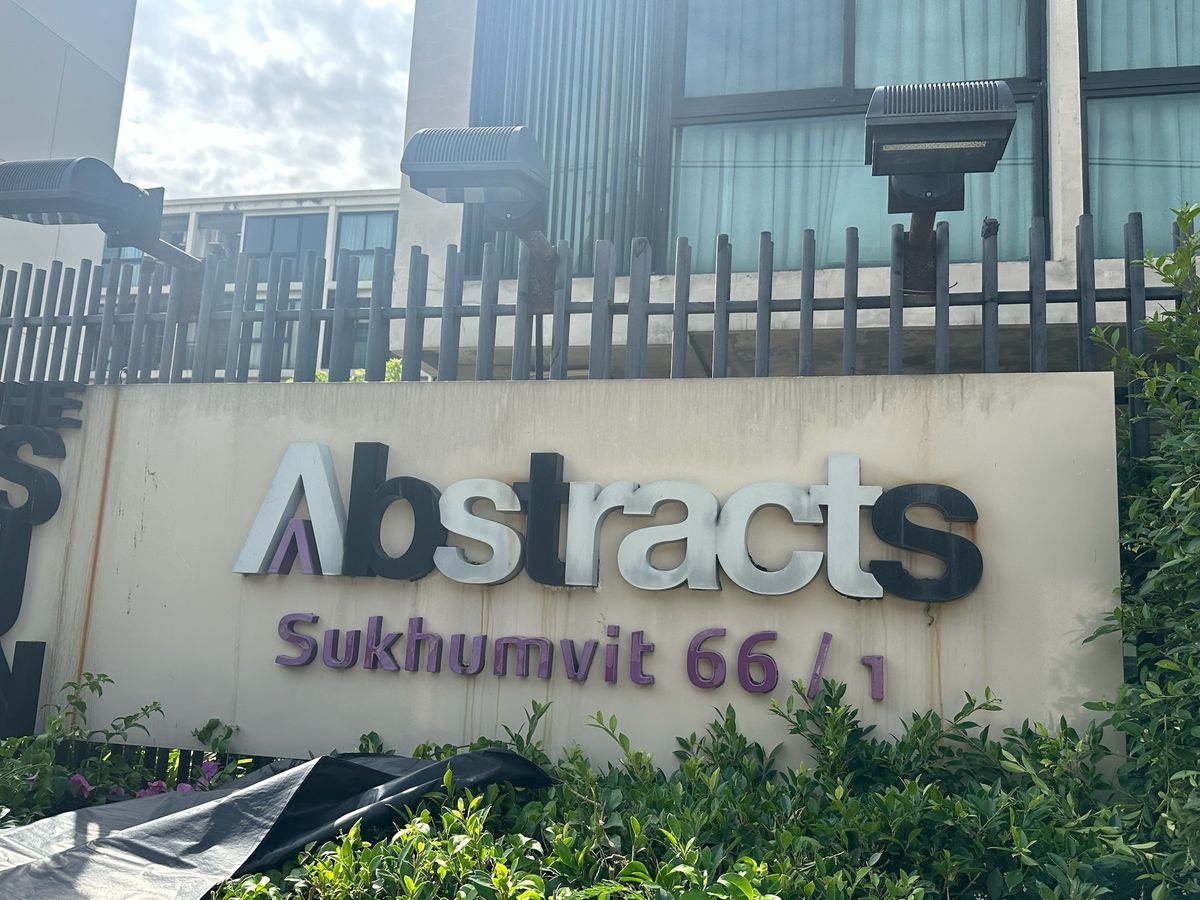 For SaleCondoOnnut, Udomsuk : Condo for sale: Abstracts Sukhumvit 66/1, 1 bedroom, 46 square meters, 4th floor