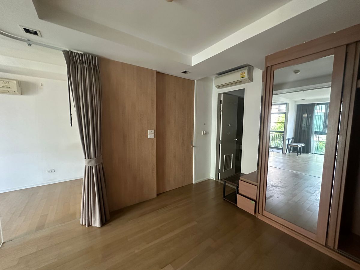 For SaleCondoOnnut, Udomsuk : Condo for sale: Abstracts Sukhumvit 66/1, 1 bedroom, 46 square meters, 4th floor