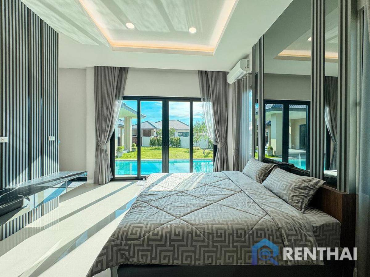 For SaleHousePattaya, Bangsaen, Chonburi : Special offer 3-Bedroom, 4-Bathroom Pool Villa in Pattaya