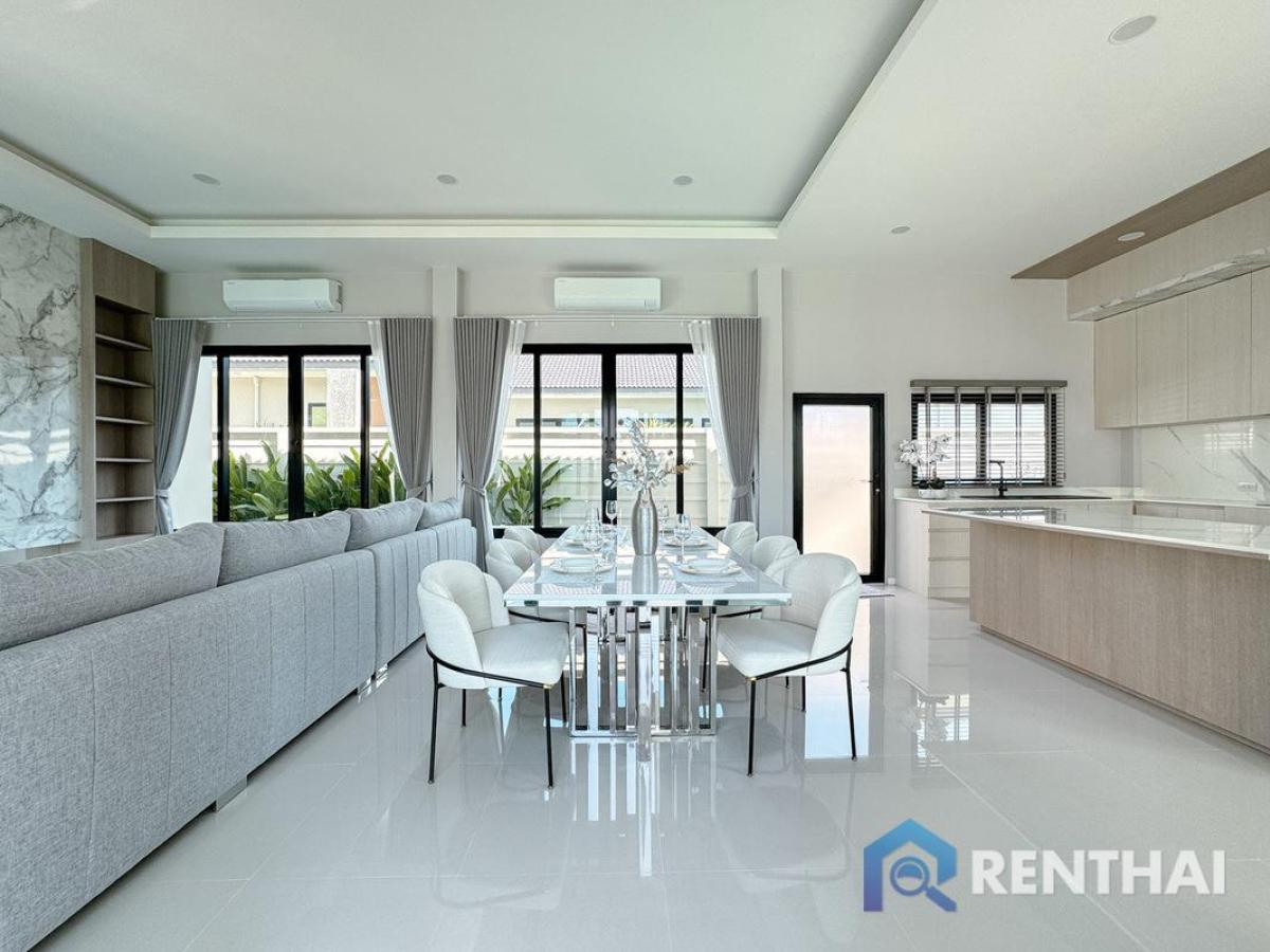 For SaleHousePattaya, Bangsaen, Chonburi : Special offer 3-Bedroom, 4-Bathroom Pool Villa in Pattaya