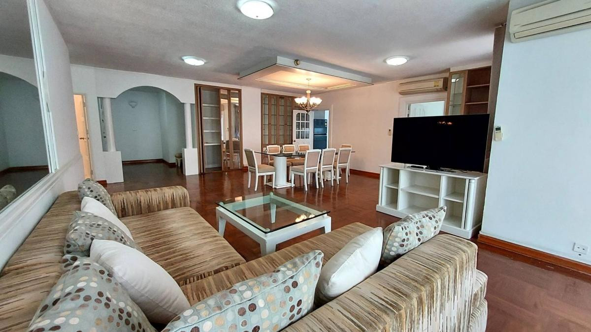 ให้เช่าคอนโดวิทยุ ชิดลม หลังสวน : Hurry Book!✨ Family condo Petfriendly 3 Bedroom 250 sq.m CBD near Chidlom Ready to move in