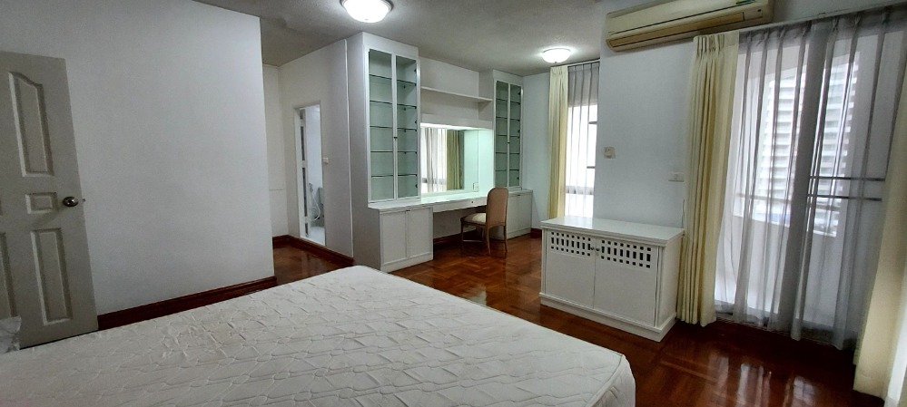 ให้เช่าคอนโดวิทยุ ชิดลม หลังสวน : Hurry Book!✨ Family condo Petfriendly 3 Bedroom 250 sq.m CBD near Chidlom Ready to move in