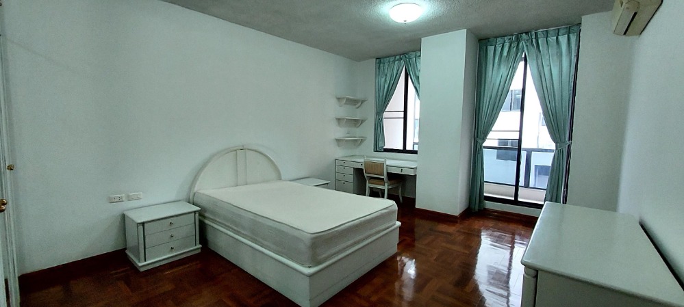 ให้เช่าคอนโดวิทยุ ชิดลม หลังสวน : Hurry Book!✨ Family condo Petfriendly 3 Bedroom 250 sq.m CBD near Chidlom Ready to move in