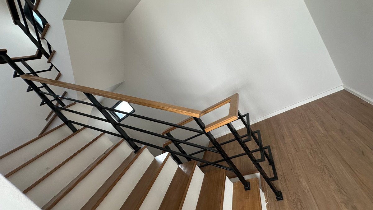 For SaleHouseLadkrabang, Suwannaphum Airport : For sale: semi-detached house, Baan Klang Muang, The Edition, Bangna-Wongwaen, 4 bedrooms, 4 bathrooms, 38.5 square wah