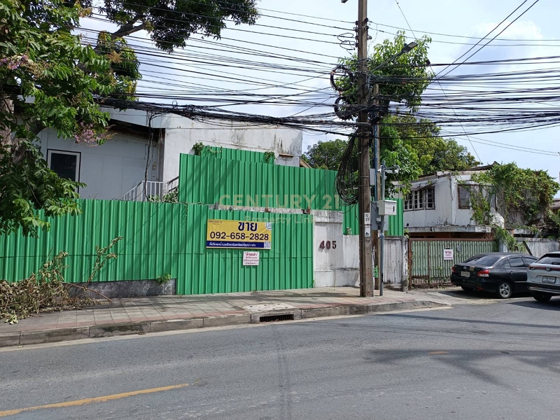 For SaleLandSathorn, Narathiwat : Land for sale in Soi Narathiwat Ratchanakarin 10, suitable for investment or new project development. No.55-LA-67026