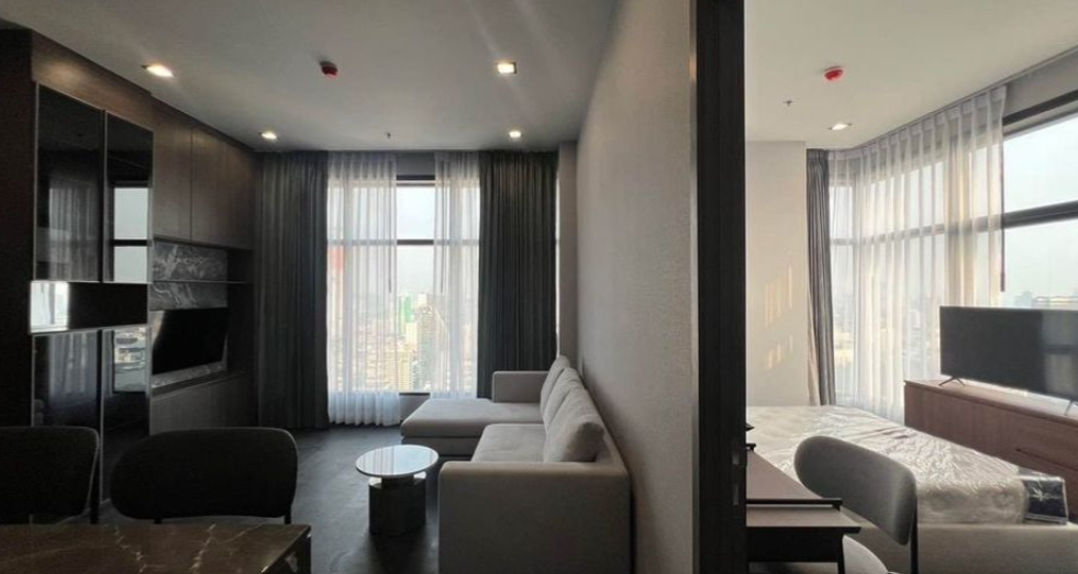 For RentCondoRatchathewi,Phayathai : CONNER Ratchataewee 70 sq.m. Eng 中 日 Please add LINE ID @806qphgn o8415o5483