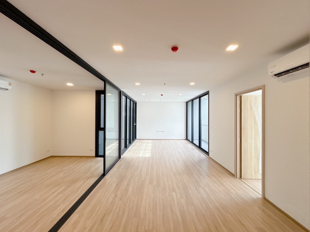 ขายคอนโดราชเทวี พญาไท : 🔥โปรพิเศษ!! ห้องไซส์ใหญ่ห้องสุดท้าย🔥XT Phayathai (2 ห้องนอน, 101 ตร.ม.) เพียง 17.9 MB เท่านั้น!! Tel.0922635410 (เอิร์ธ)