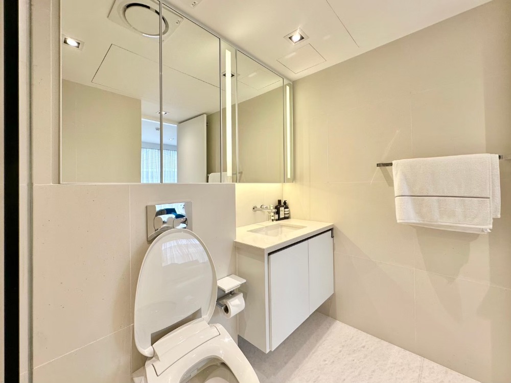 For SaleCondoSukhumvit, Asoke, Thonglor : 🐱Luxury pet-friendly condo, prime location🐶SCOPE Promsri (1 bedroom, 28 sq m.) only 6.6 MB!! Tel.0922635410 (Earth)