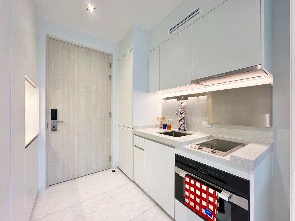 For SaleCondoSukhumvit, Asoke, Thonglor : 🐱Luxury pet-friendly condo, prime location🐶SCOPE Promsri (1 bedroom, 28 sq m.) only 6.6 MB!! Tel.0922635410 (Earth)