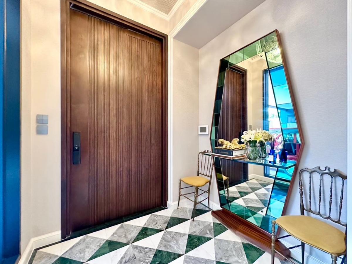 For SaleHousePattanakan, Srinakarin : HOT KALE BuGaan Krungthep Kreetha |4Bed 5Bath | 38,000,000 M. Make an appointment to view the project 086-795-9997 (Jimmy)