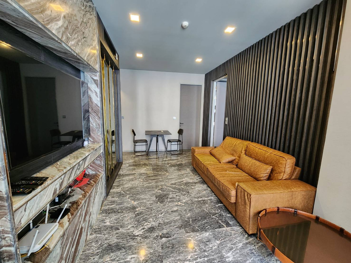ให้เช่าคอนโดสุขุมวิท อโศก ทองหล่อ : Pet Friendly (2 beds 79 sqm) RENT @BTSPrompong - 68,000 THB Negotiable
