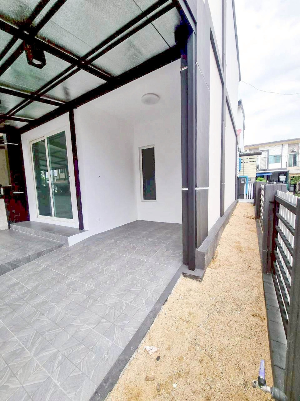 For SaleTownhomeRama 2, Bang Khun Thian : For Sale Townhouse/Townhome  , Gusto Rama 2 , newly renovated , Tha Kham , Bang Khun Thian , Bangkok ,  CX-144596