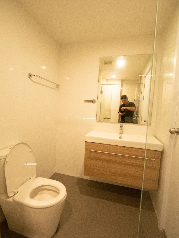 ขายคอนโดนนทบุรี บางใหญ่ บางบัวทอง : ขายคอนโดสไตล์รีสอร์ท ราคาถูกมากๆ ติดริมแม่น้ำเจ้าพระยา คอนโด เมโทรลักซ์ ริเวอร์ฟร้อนท์ รัตนาธิเบศร์ ห้องแบบ combined room ขนาด 58.1 ตรม. 2 ห้องนอน 2 ห้องน้ำ ราคาขายดีที่สุดในโครงการ