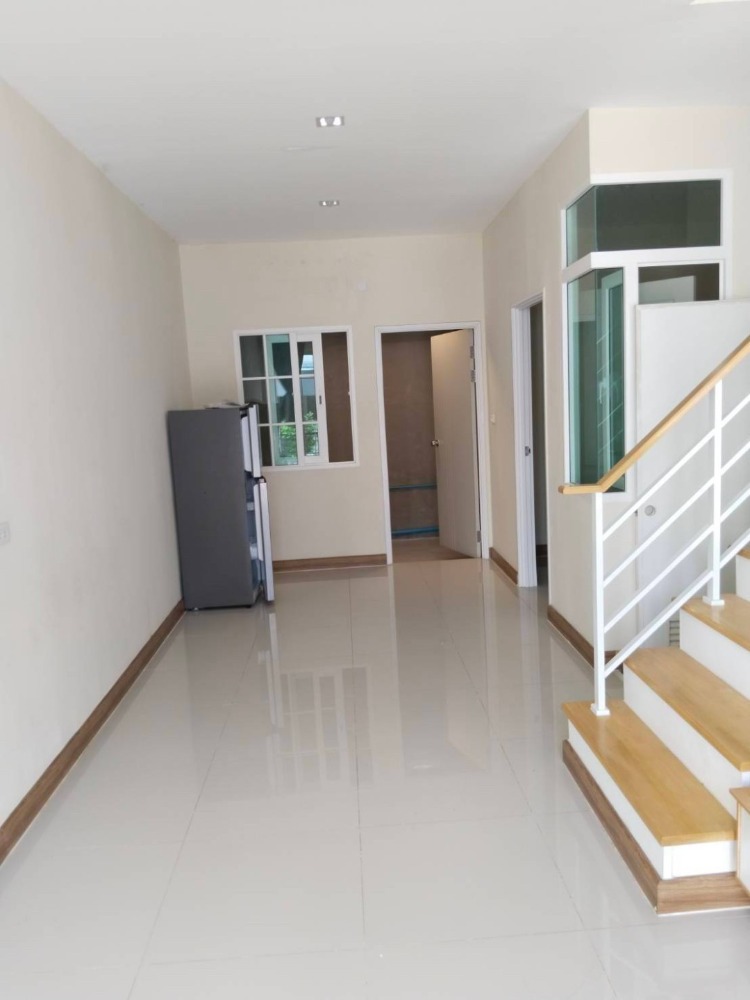 For SaleTownhomeLadkrabang, Suwannaphum Airport : Townhouse for sale, 2 floors, Golden Town 3 Bangna-Suanluang (Golden Town 3 Bangna-Suanluang), near Mega Bangna, code: T8090