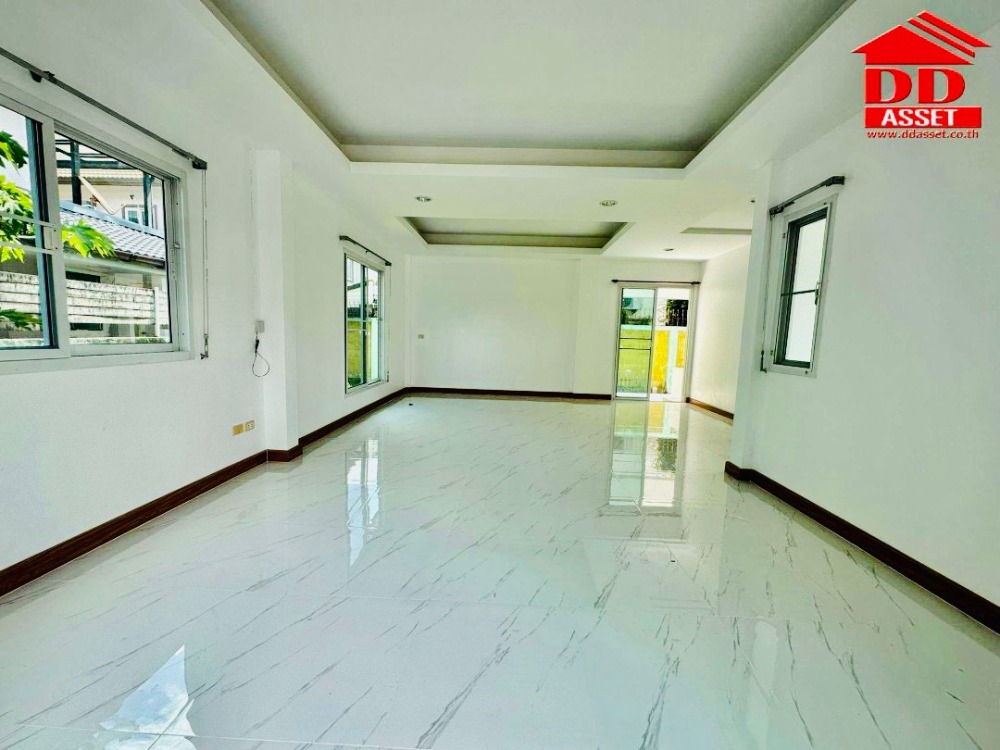 For SaleHousePathum Thani,Rangsit, Thammasat : Urgent sale, Inglada Village, Lam Luk Ka, Khlong 4, near Dream World, Rangsit, near Kanchanaphisek Ring Road, Lat Sawai, Code: H8117