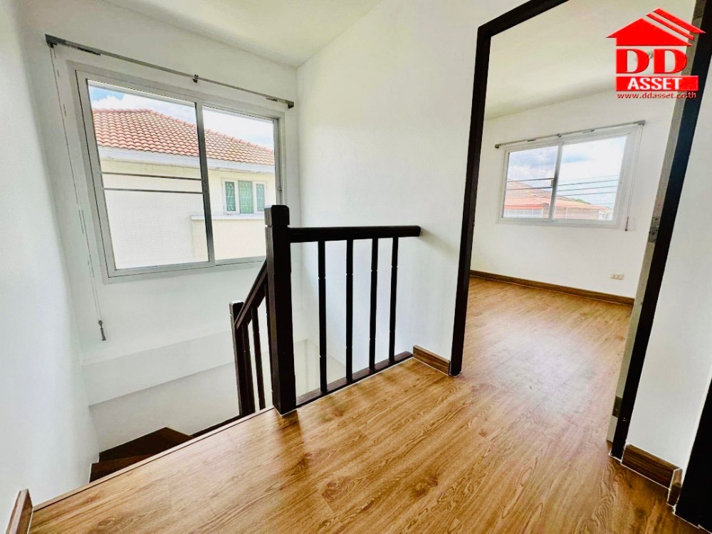 For SaleHousePathum Thani,Rangsit, Thammasat : Urgent sale, Inglada Village, Lam Luk Ka, Khlong 4, near Dream World, Rangsit, near Kanchanaphisek Ring Road, Lat Sawai, Code: H8117