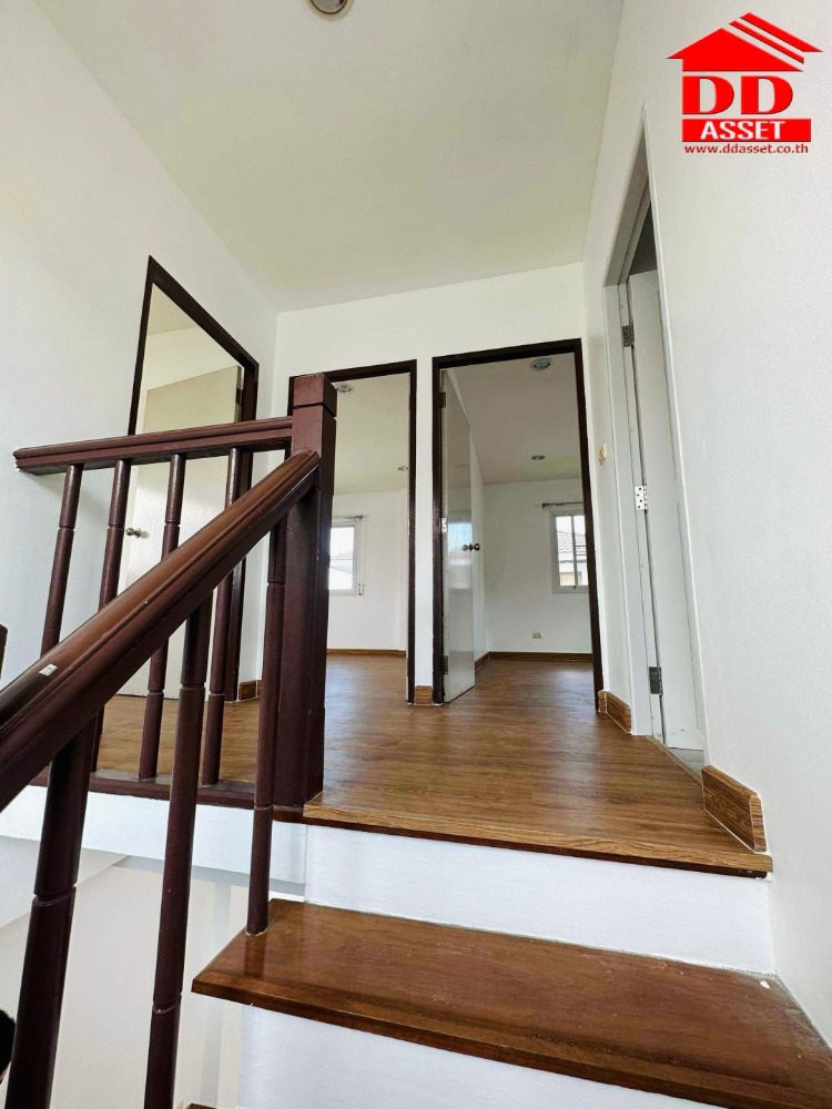 For SaleHousePathum Thani,Rangsit, Thammasat : Urgent sale, Inglada Village, Lam Luk Ka, Khlong 4, near Dream World, Rangsit, near Kanchanaphisek Ring Road, Lat Sawai, Code: H8117