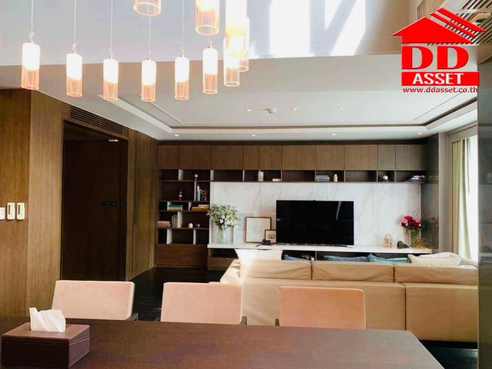 For RentCondoSukhumvit, Asoke, Thonglor : For Rent The Crest Sukhumvit24 The Crest Sukhumvit 24 BTS Phrom Phong Code : C8201