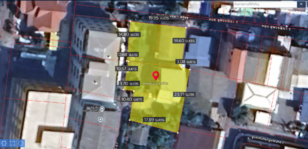 For SaleLandRatchadapisek, Huaikwang, Suttisan : Land with 2 detached houses in the city, Soi Prachasongkhro 47, near MRT Cultural Center
