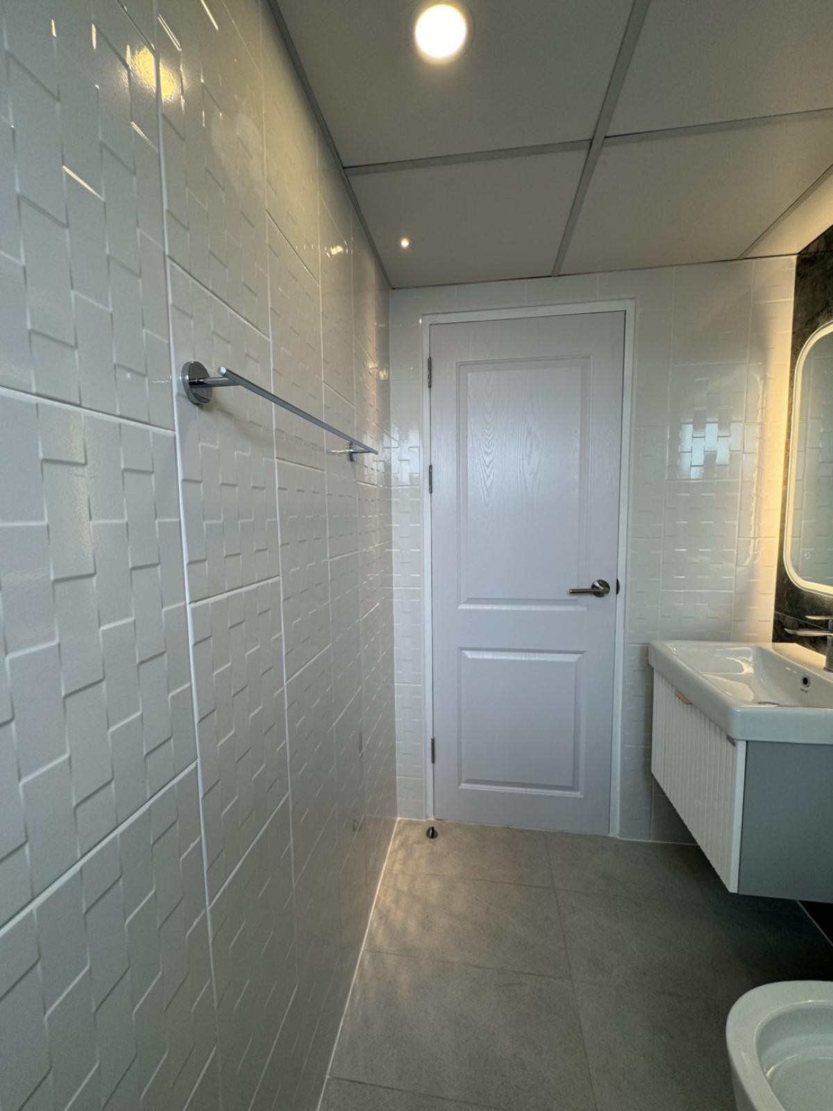 For SaleCondoRama9, Petchburi, RCA : For Sale Condo , Supalai Park Ekamai - Thonglor , BTS-Ekkamai , Bang Kapi , Huai Khwang , Bangkok , CX-19747