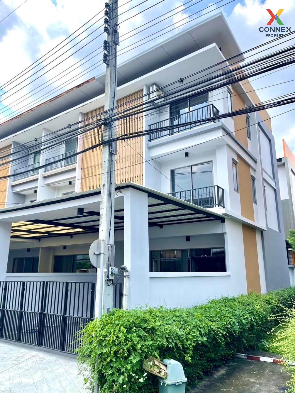 For Sale Townhouse/Townhome , ECO SPACE KASETNAWAMIN , corner unit