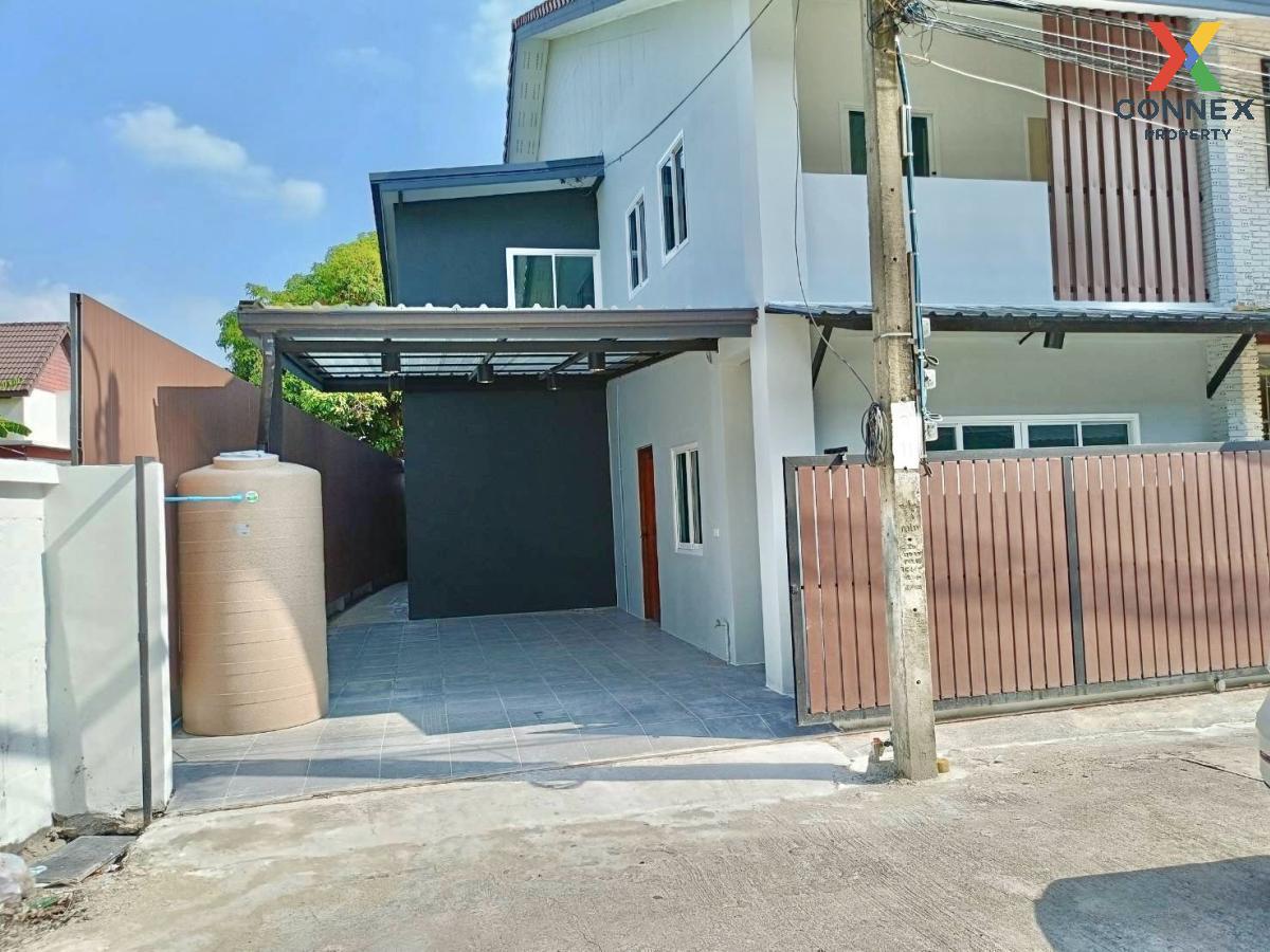 For SaleTownhomeLadprao101, Happy Land, The Mall Bang Kapi : For Sale Townhouse/Townhome  , Chat Kaeo Bang Kapi Village , MRT-Bangkapi , Khlong Chan , Bang Kapi , Bangkok , CX-108820
