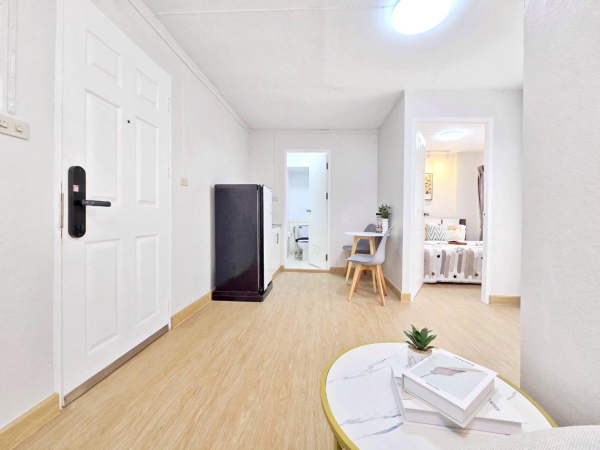 ขายคอนโดเสรีไทย-นิด้า : ผ่อนเริ่มต้นแค่ 2,500 บาท/เดือน! ห้อง 2 นอน ระเบียงกว้าง ทำเลดีสุด ✅️ใกล้รถไฟฟ้าและเดอะมอลล์ บางกะปิ!🌳อัสสกาญจน์ รามคำแหง107🌳