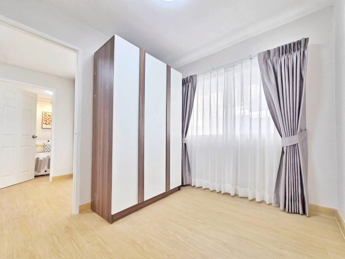 ขายคอนโดเสรีไทย-นิด้า : ผ่อนเริ่มต้นแค่ 2,500 บาท/เดือน! ห้อง 2 นอน ระเบียงกว้าง ทำเลดีสุด ✅️ใกล้รถไฟฟ้าและเดอะมอลล์ บางกะปิ!🌳อัสสกาญจน์ รามคำแหง107🌳