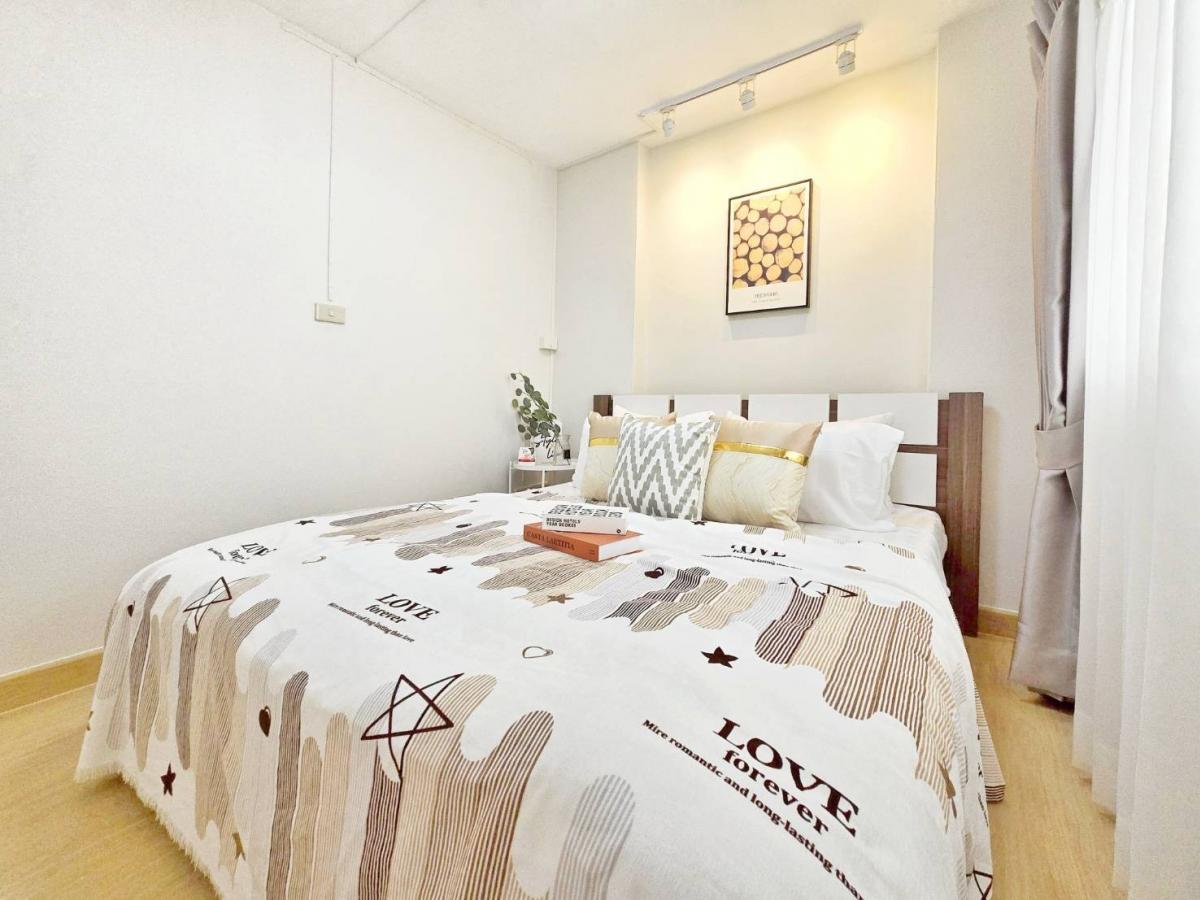 ขายคอนโดเสรีไทย-นิด้า : ผ่อนเริ่มต้นแค่ 2,500 บาท/เดือน! ห้อง 2 นอน ระเบียงกว้าง ทำเลดีสุด ✅️ใกล้รถไฟฟ้าและเดอะมอลล์ บางกะปิ!🌳อัสสกาญจน์ รามคำแหง107🌳