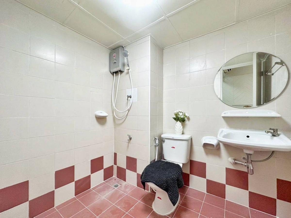 For SaleCondoRatchadapisek, Huaikwang, Suttisan : 🌿 Condo with a home feel, installments starting at only 5,000 baht! 🌿✨ Ratchada City Condo, Soi Pracharat Bamphen 7, ready for you to easily own.